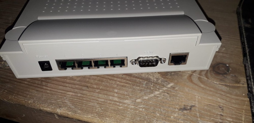 SURECOM EP-4504 BROADBAND INTERNET ROUTER
