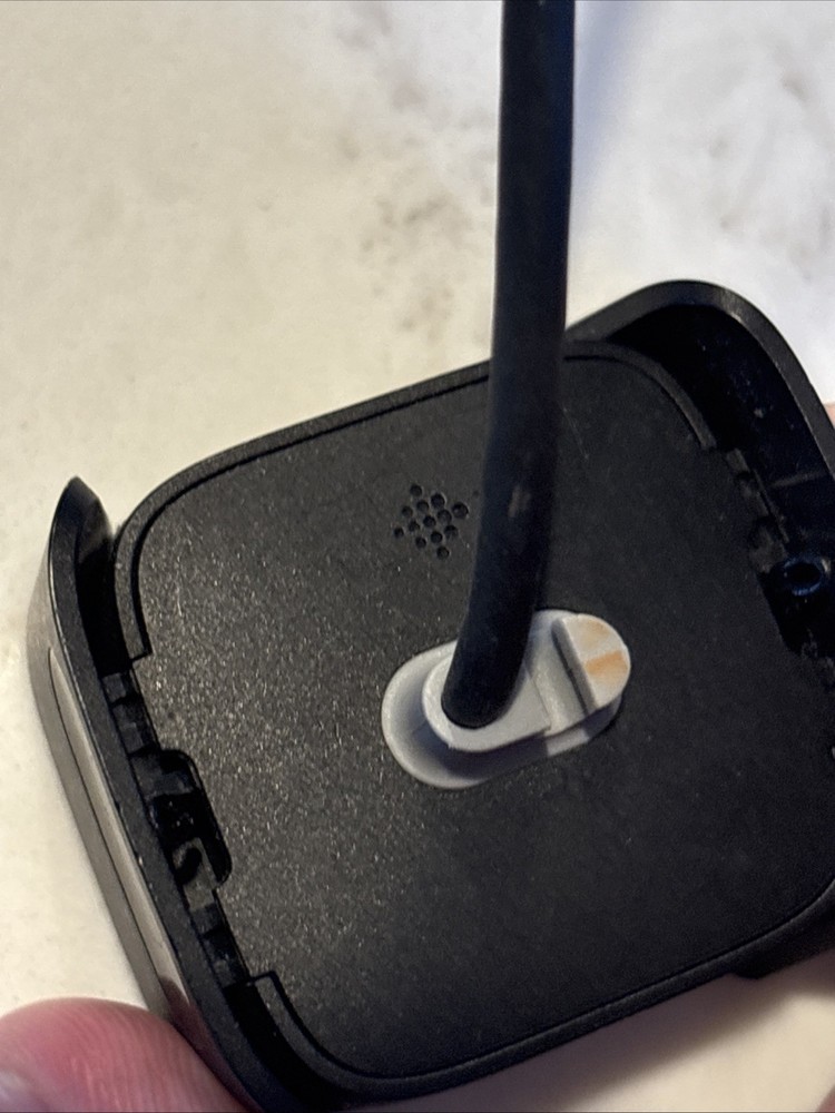 🔥 Genuine Fitbit Versa 2 Charger Tested And Works Perfect 🔥