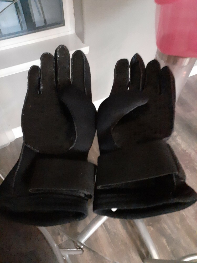 Neoprene gloves -s
