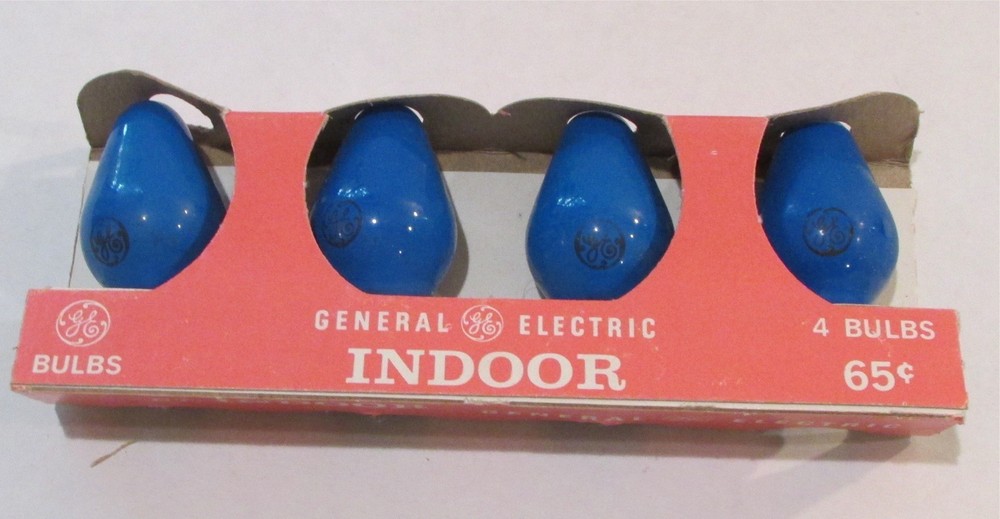 12 VTG C7 Christmas Light Replacement Bulbs Work Blue GE Scroll Circle Package