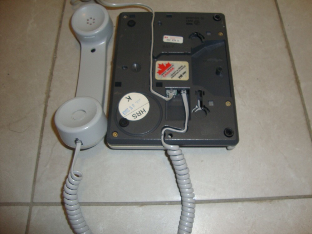 GRAY HARMONY NORTHERN TELECOM TELEPHONE MADE IN CANADA