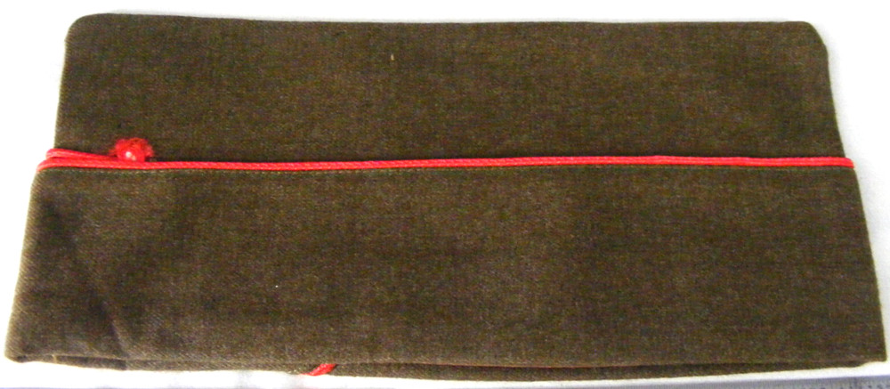 Vintage WW2 Wool Artillary Corps Garrison Cap d