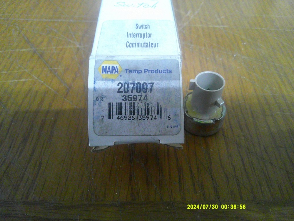 Napa 207097 A/C Pressure Switch (Compressor Mount Type)