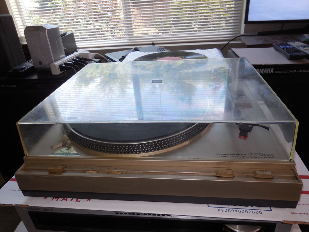 MARANTZ TT2020 VINTAGE TURNTABLE