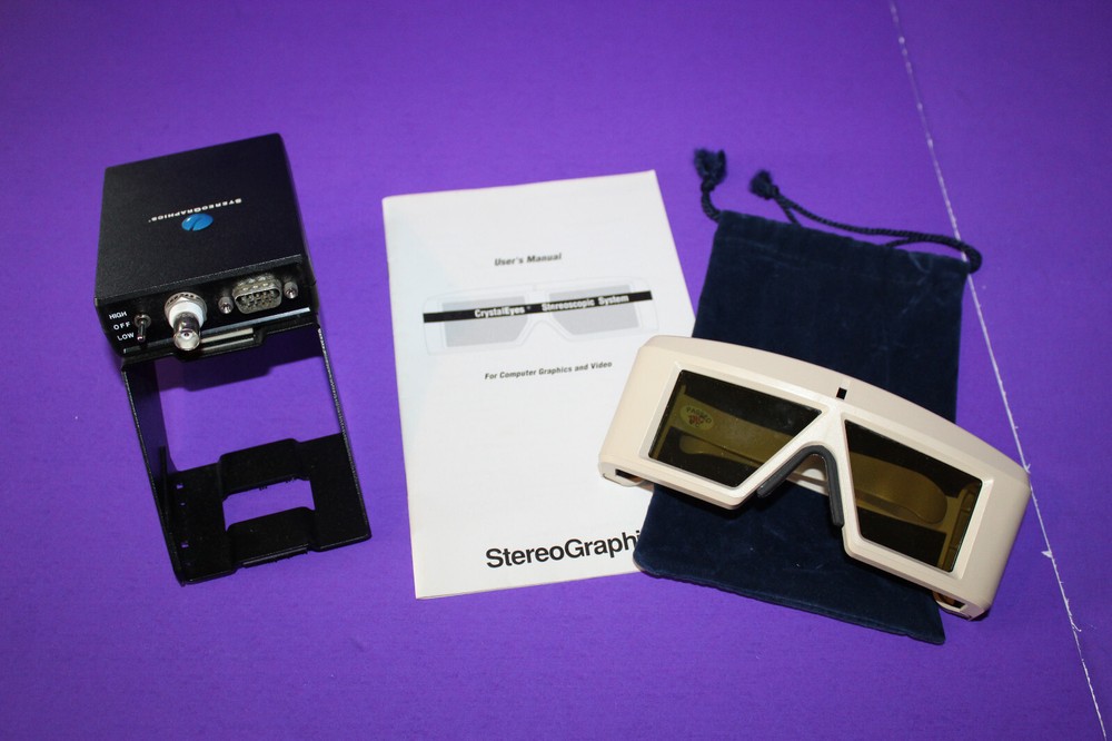 StereoGraphics Crystal Eyes 3D Glasses & Transmitter Set