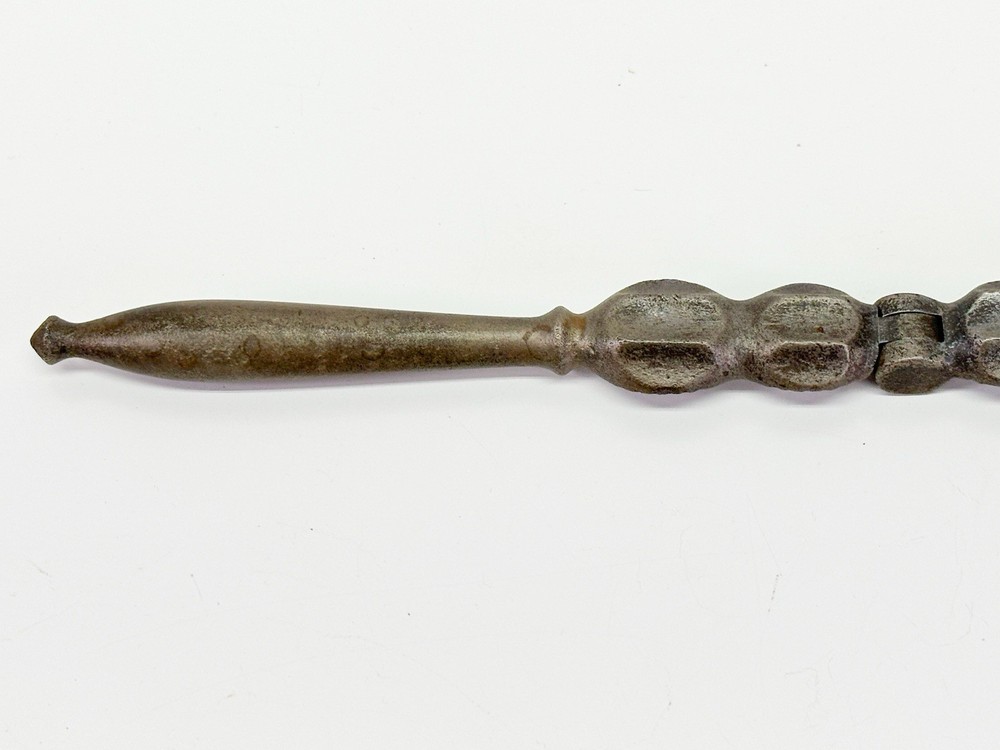 Antique Cast Iron Solid Nutcracker Heavy Duty Walnut Chestnut Lobster Cracker