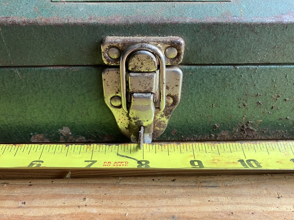 SK Tools Vintage Portable Green Toolbox 16”
