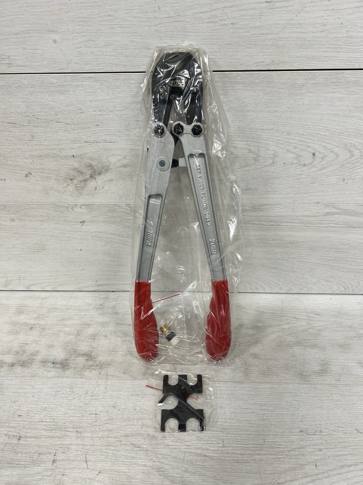 ZURN QCRT2TN PEX 3/8” LARGE CRIMPING TOOL