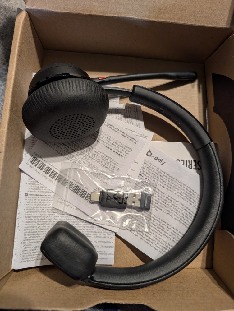 Plantronics by POLY Voyager 4310 UC Single Ear Wireless Bluetooth Headset