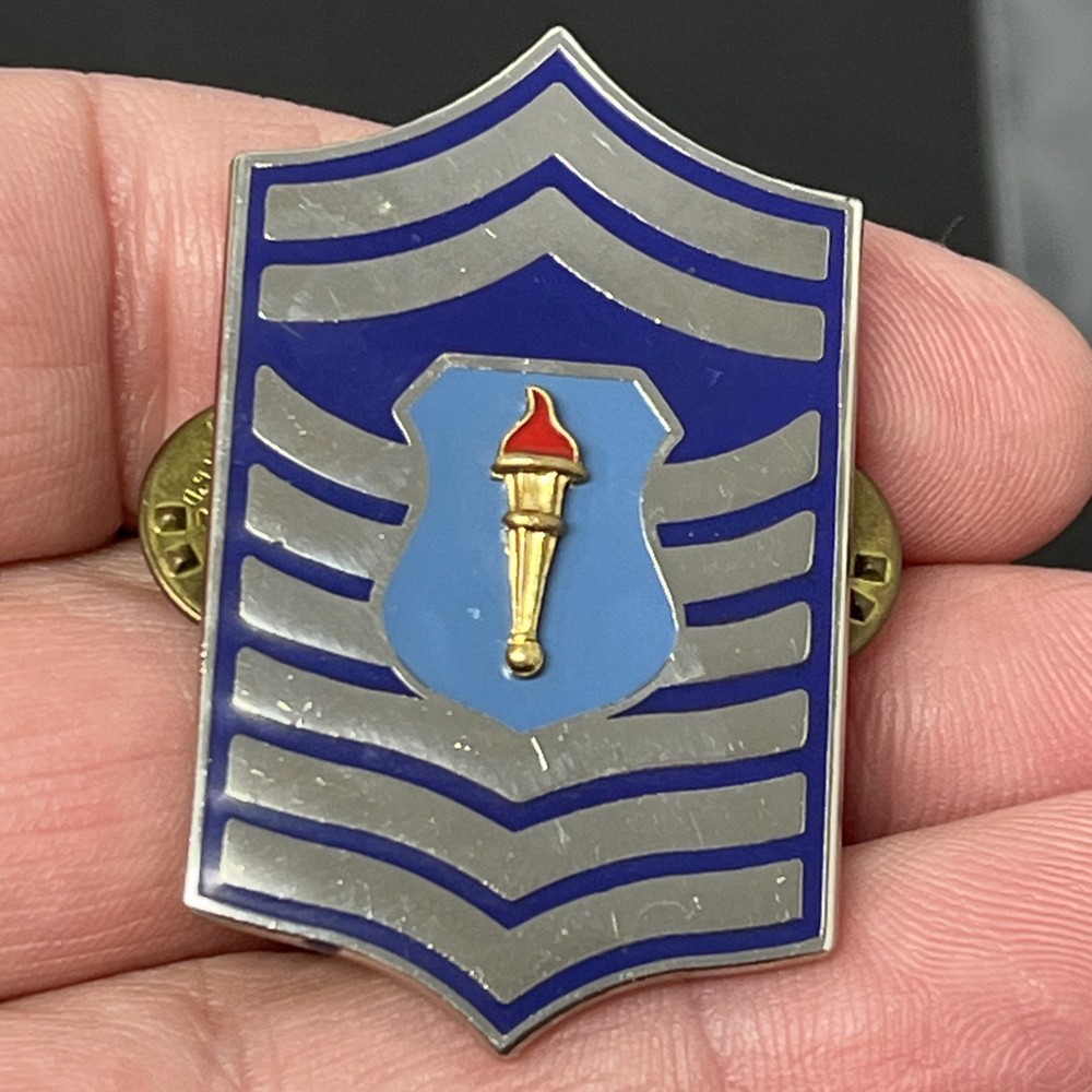 ROTC Master Sergeant Lapel Pin pinback tie tack 5046