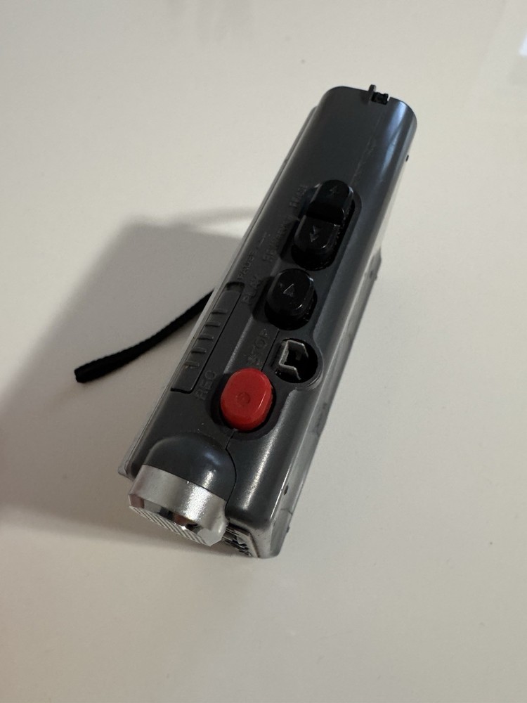Sony TCM-200DV Handheld Cassette Voice Recorder