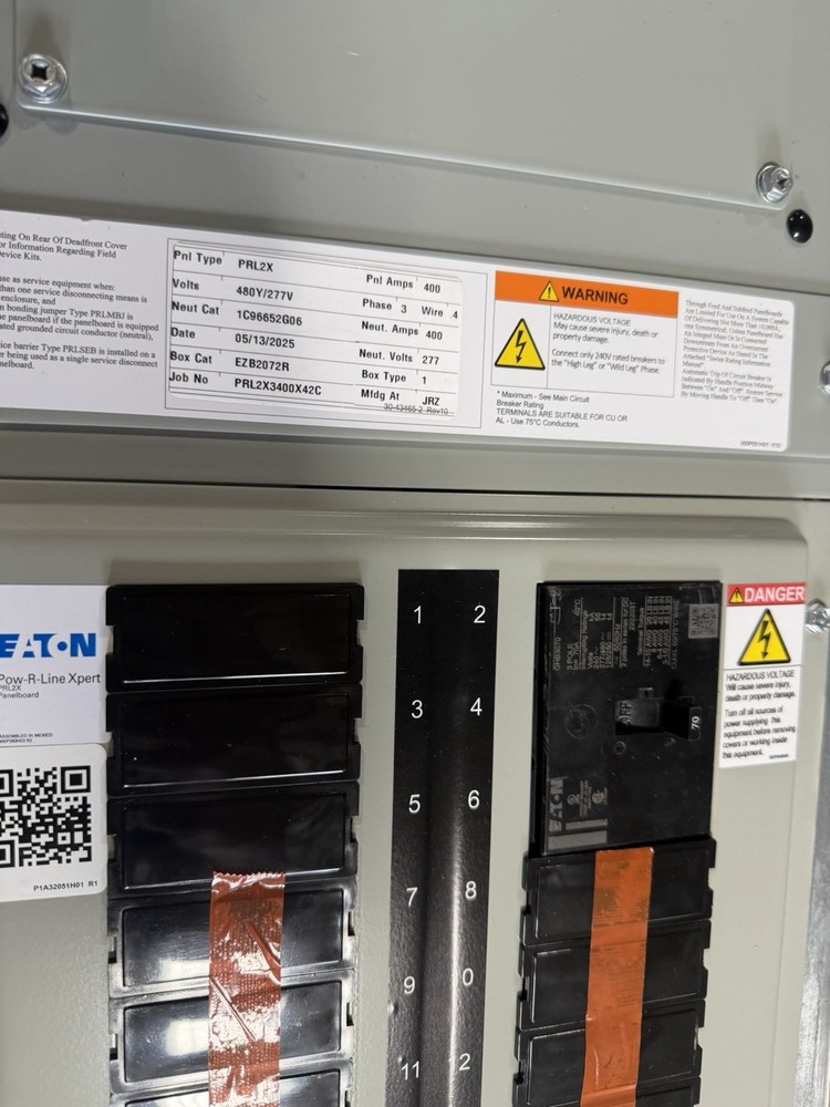 1-400 AMP 480V MAIN LUG PANEL WITH 200A SUB-FEED BREAKER 3PHASE COMPLETE PANEL
