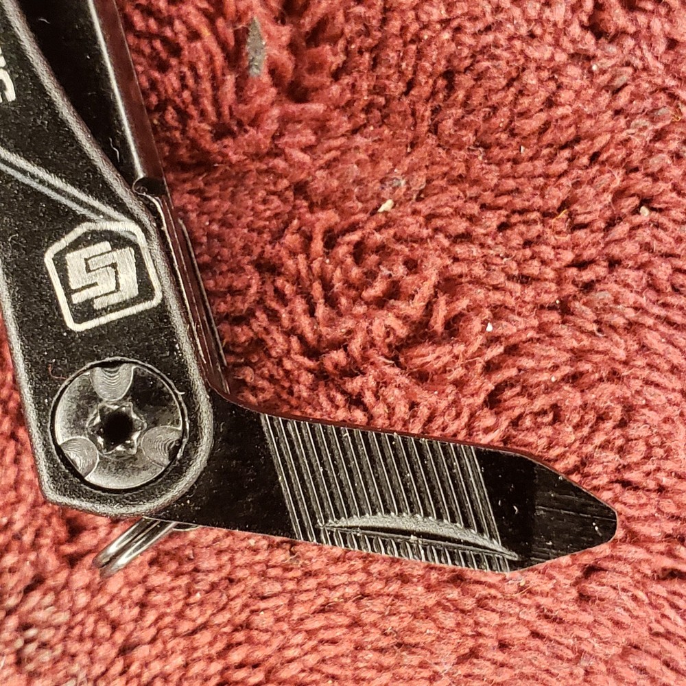 Lot of 2 Gerber Multi Tool Dime multiplier Black read