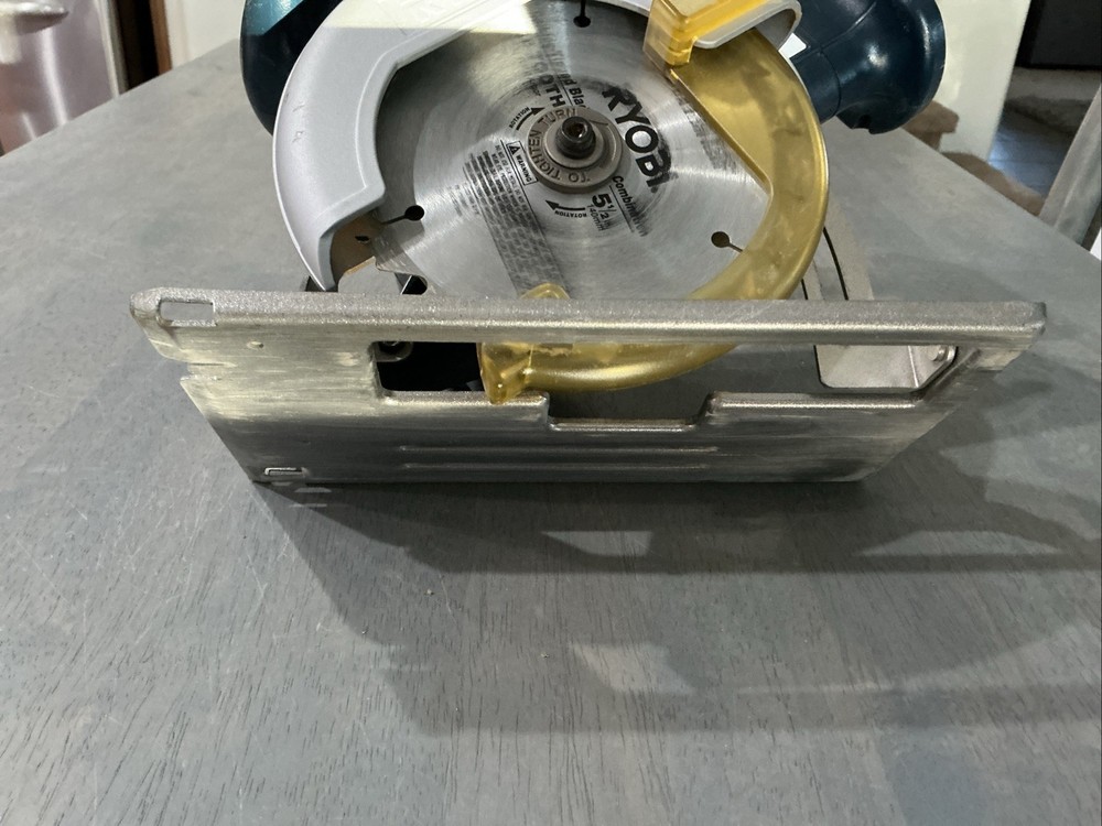 RYOBI 18V Cordless Circular Saw Bare Tool R10631