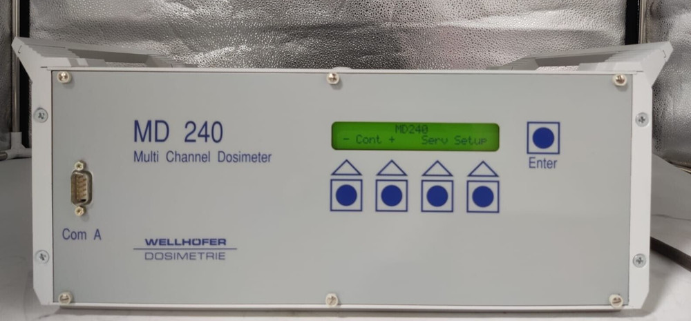 Wellhofer MD 240 Multi Channel Dosimeter Electrometer w/ Case & Accessories