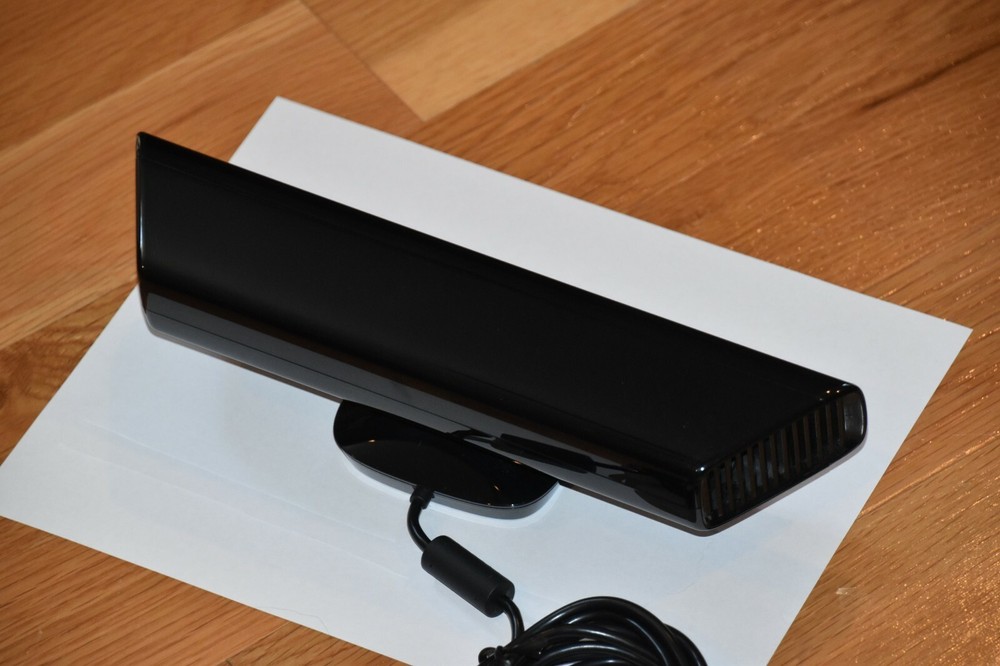 Microsoft Xbox 360 Black Kinect Motion Sensor Bar 7 Games Bundle Lot - Tested!