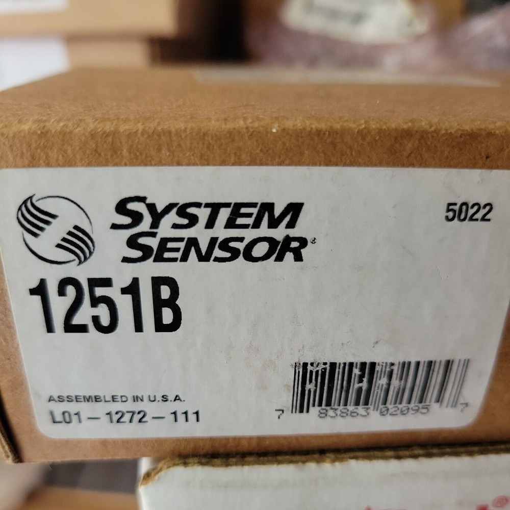 1PC SYSTEM SENSOR 1251B Ionizing Smoke Detector Fast Ship