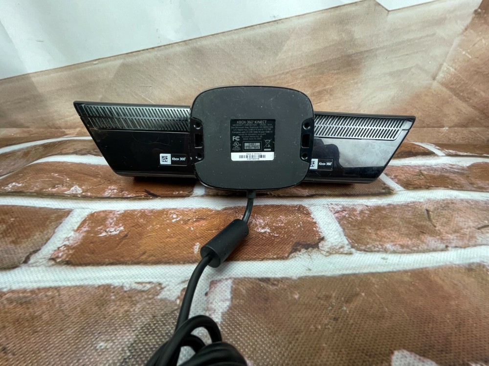 Microsoft XBOX 360 Kinect Sensor Bar Model 1414 Black