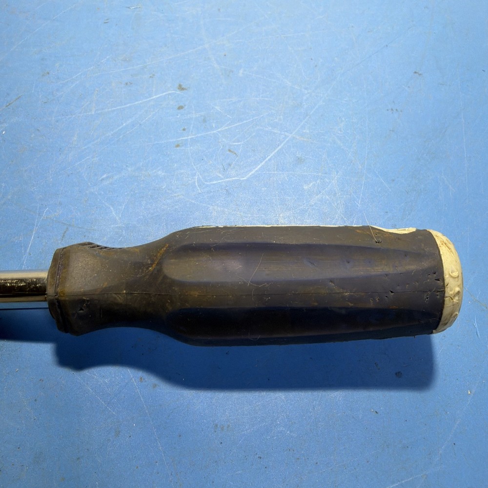 Blue Point Tools BLPCGHD388 3/8" Drive Spinner Socket Driver Blue Soft Grip