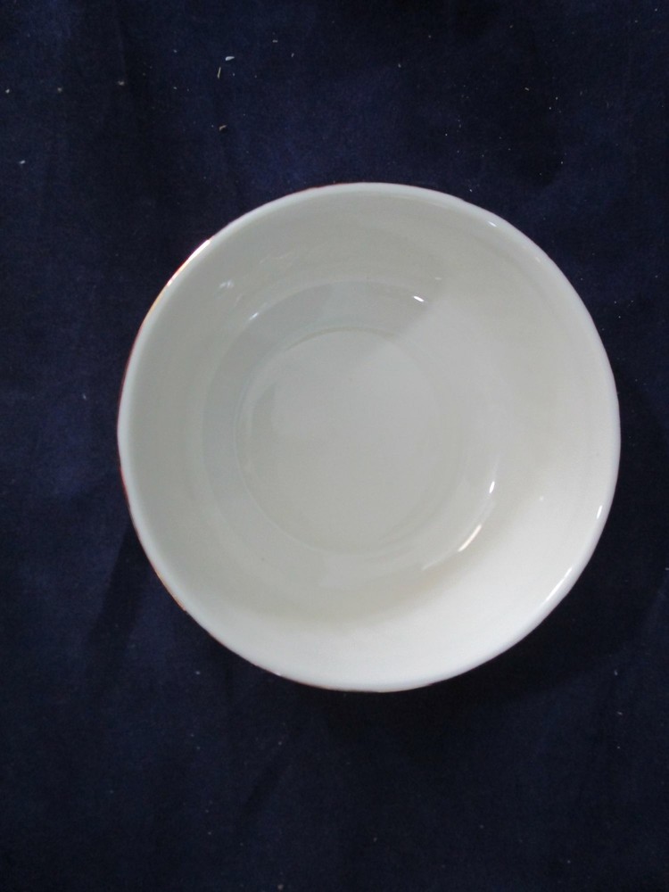 Lenox Embossed Dot Interlocking Circles Gold Trim Cream Nut Candy Small Bowl EUC