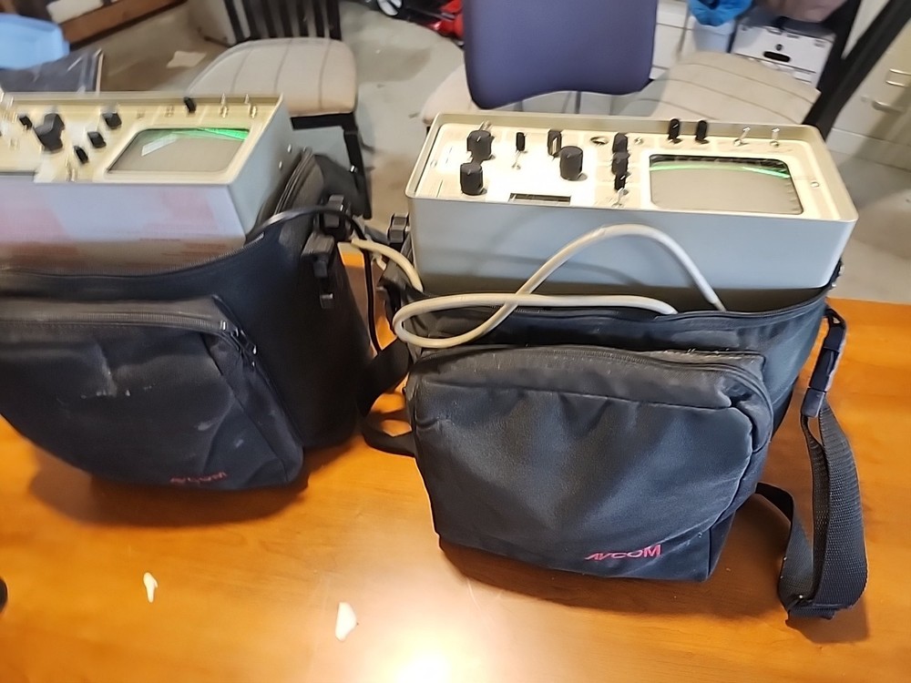 AVCOM PSA-65A Portable Microwave Spectrum Analyzer