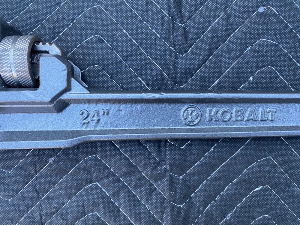Kobalt 24” Cast Iron Pipe Wrench Black