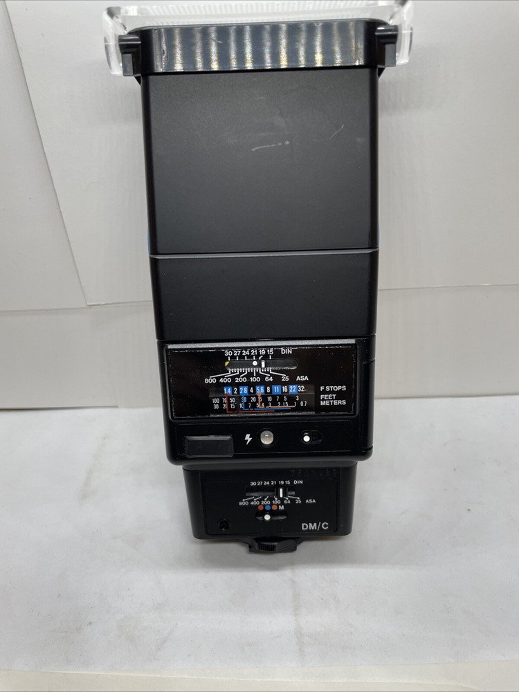 VIVITAR AUTO THYRISTOR 3700 FLASH Tested Excellent Condition