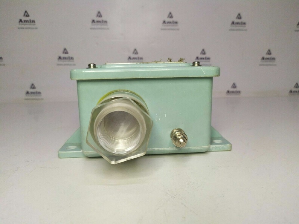 JRC Maching Box NFG-13Y Antenna Coupler - New