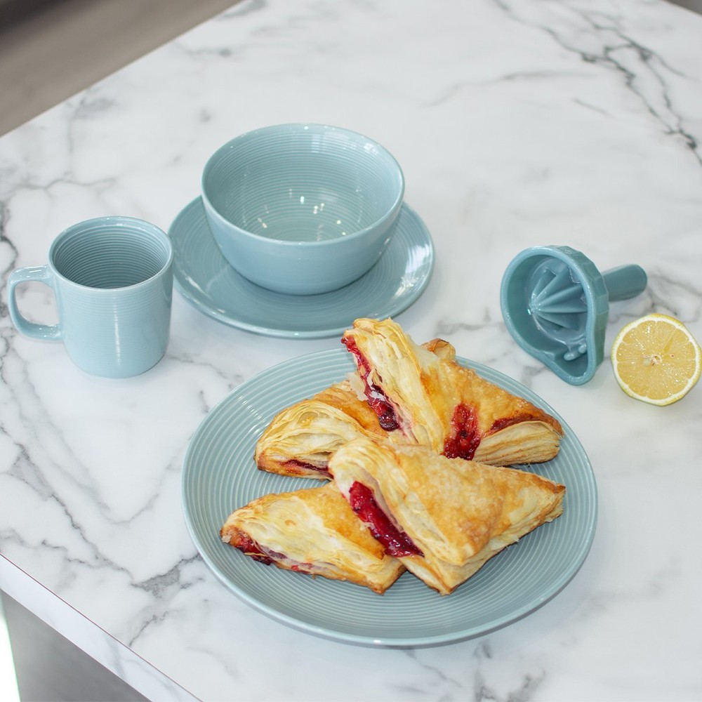 Everything Kitchens Modern Colorful Neutrals - Rippled 16-Piece Dinnerware Set