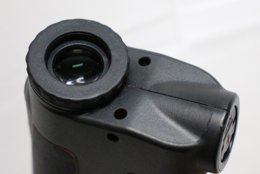 BUSHNELL LL1200SBL Legend Laser Rangefinder