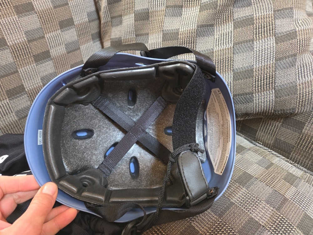 NWT black diamond half dome climbing helmet blue