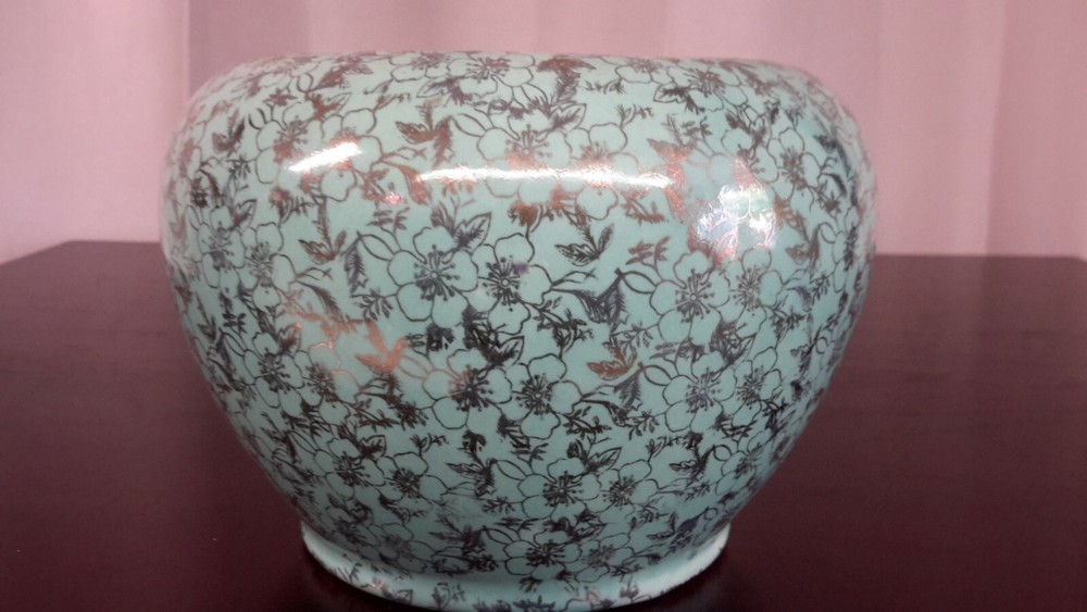 Gold plated floral vase ( mmldb1716)