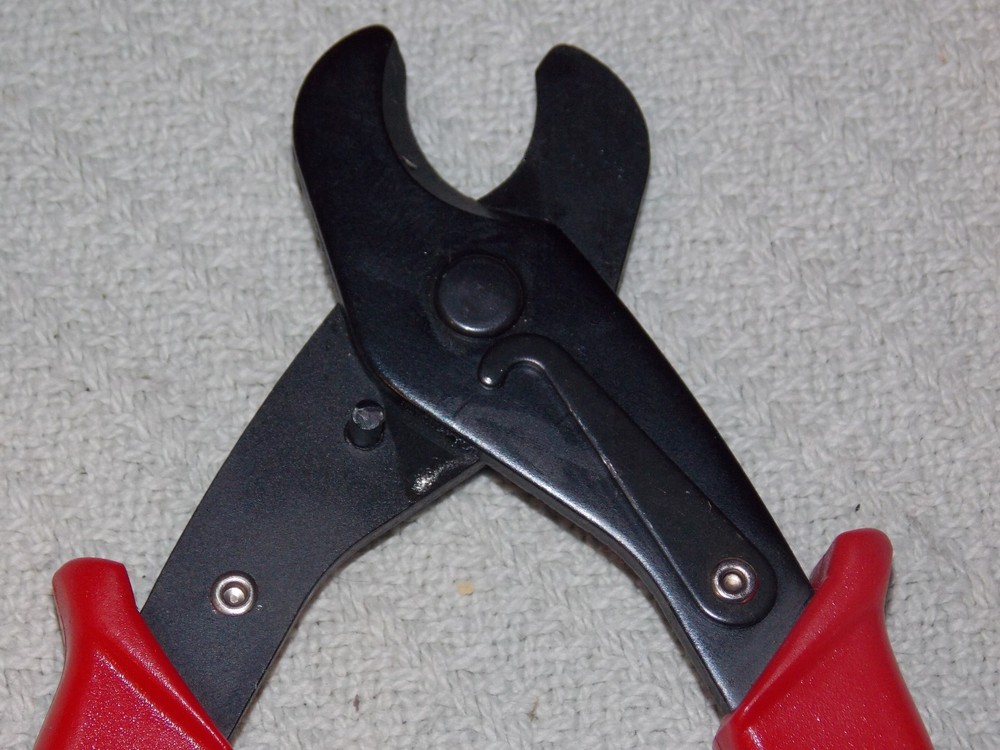 Red Handle MILESTEK TELCO Co. 6.5" Cable Wirecutters