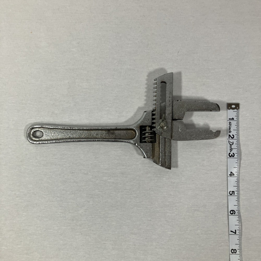 Plumber’s Slip & Lock - Nut Wrench