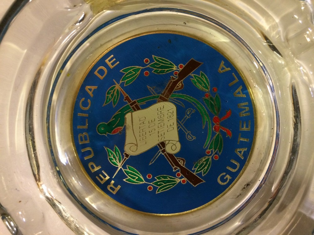 One Glass Republica de Guatemala ashtray