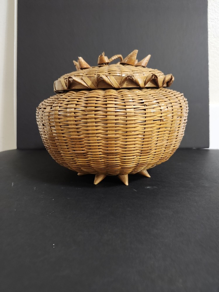 Vintage Footed 10 Inch Basket