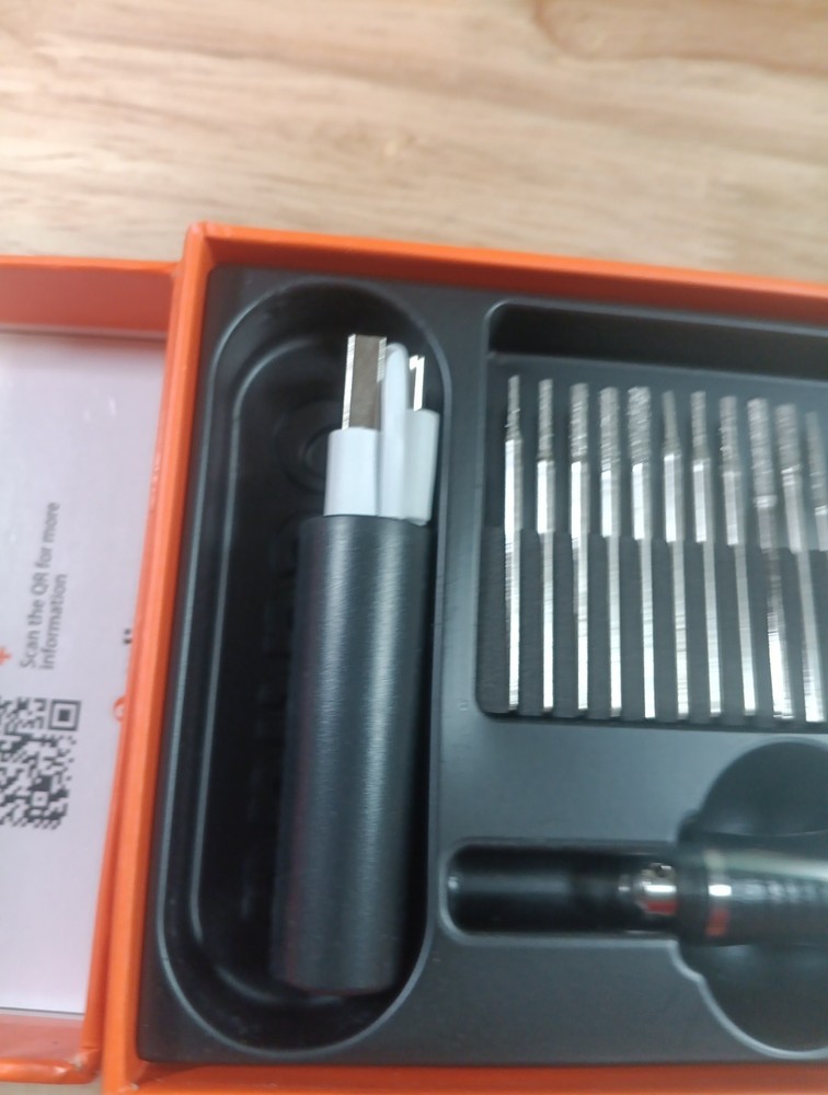Culiau Customizer Professional Engraving Pen with 30 Bits New Open Box