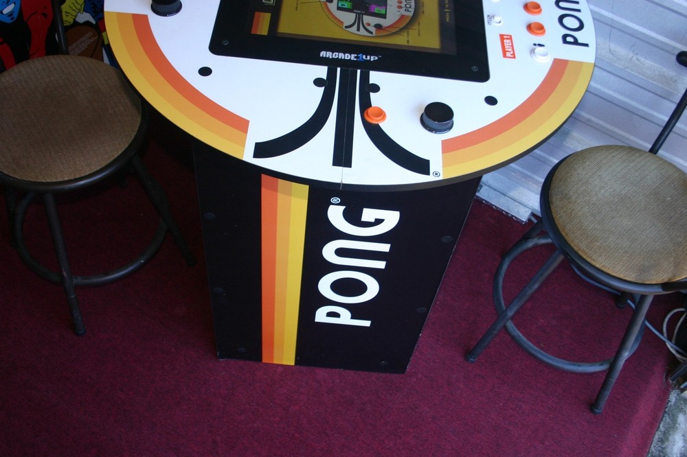 Arcade1Up Pong® 4 Player 8in1 Pub Table