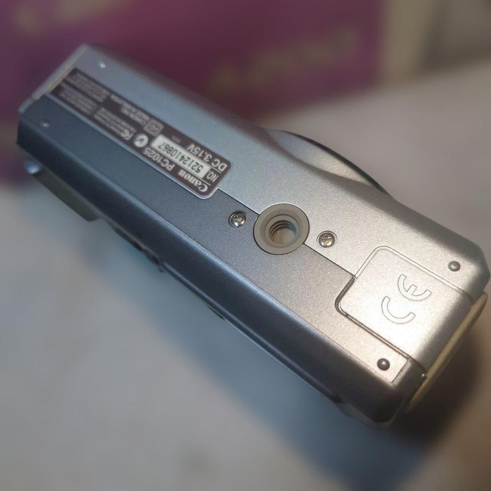 Canon Camera Powershot A200 Digital Retro 1