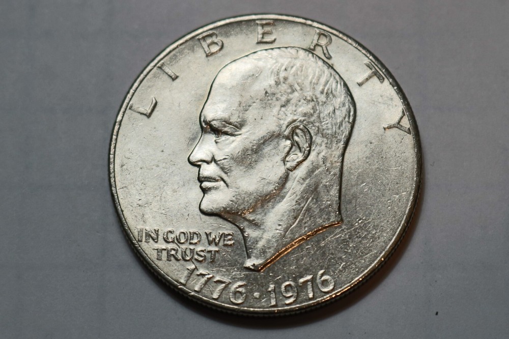 1976 Eisenhower Dollar (B)