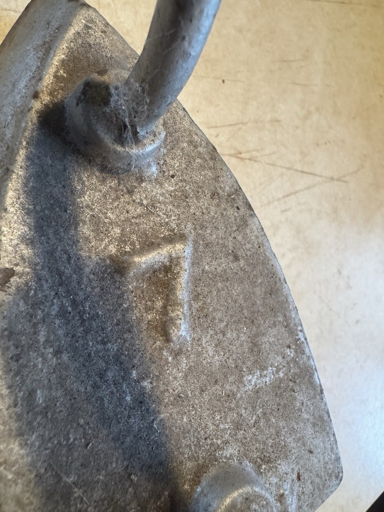 VTG Wapak #7 Cast Iron Press With Handle