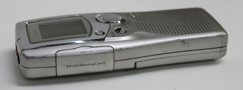 Sanyo ICR-B150 Voice Recorder Handheld