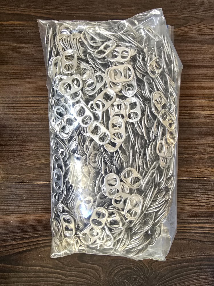 800 pc Aluminum Pop Can Tabs