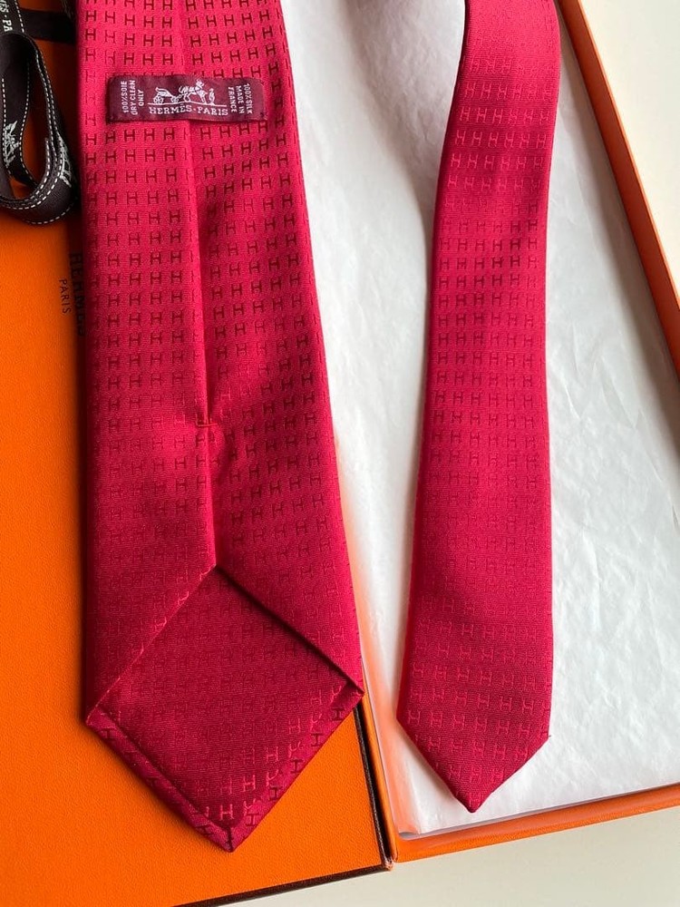 Hermes Red H Pattern Tie with Box & Ribbon