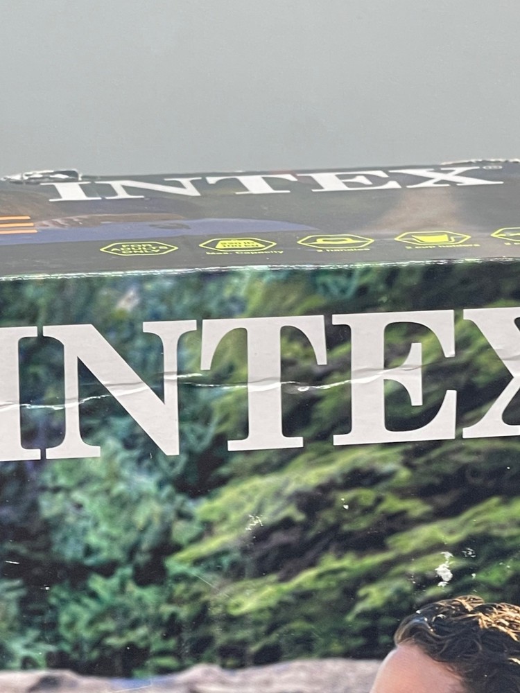 intex river run 1 lounge quantity 1 white blue 53" connect float system READ NEW