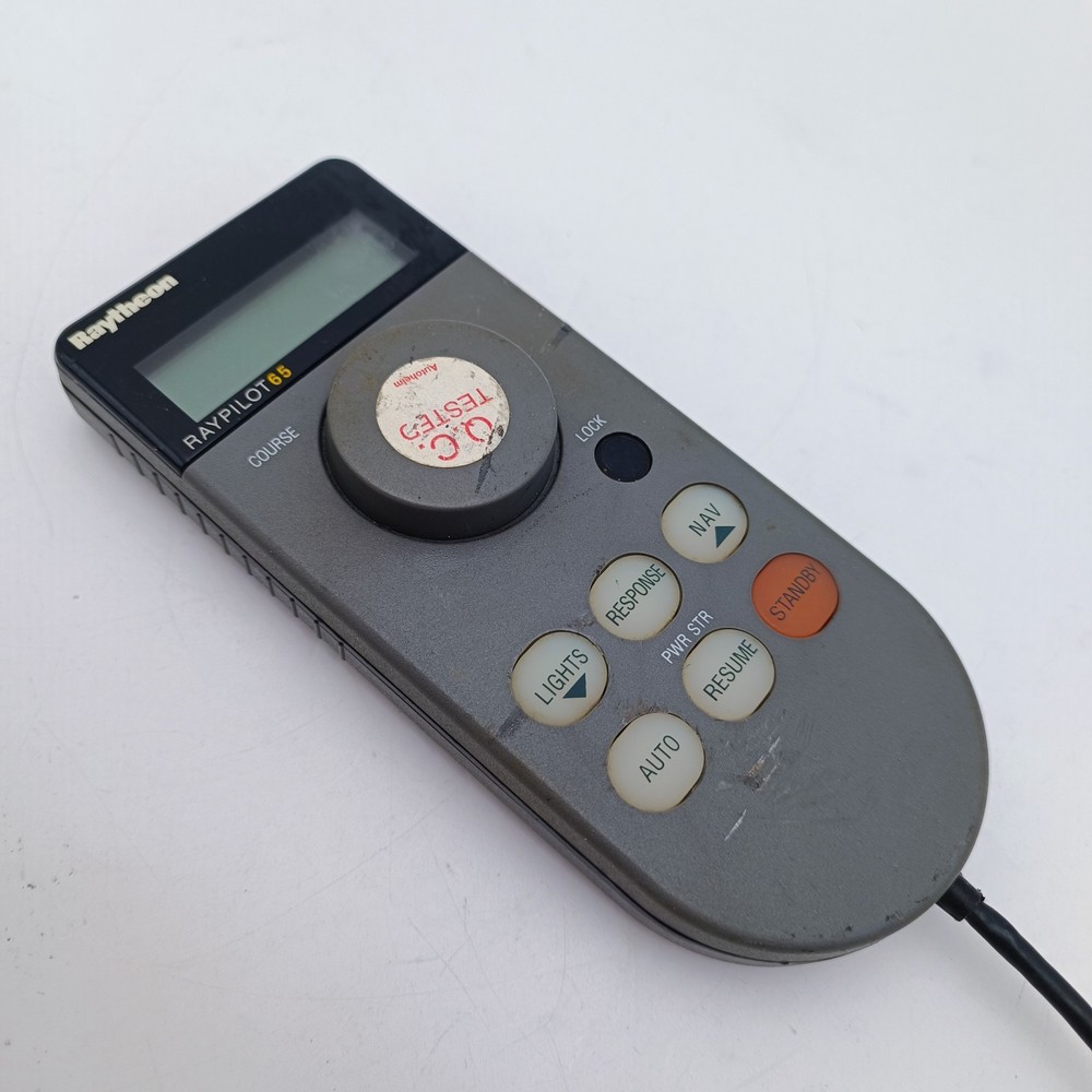 Raymarine Raytheon RayPilot 65 Autopilot Control Unit Remote Controller 650