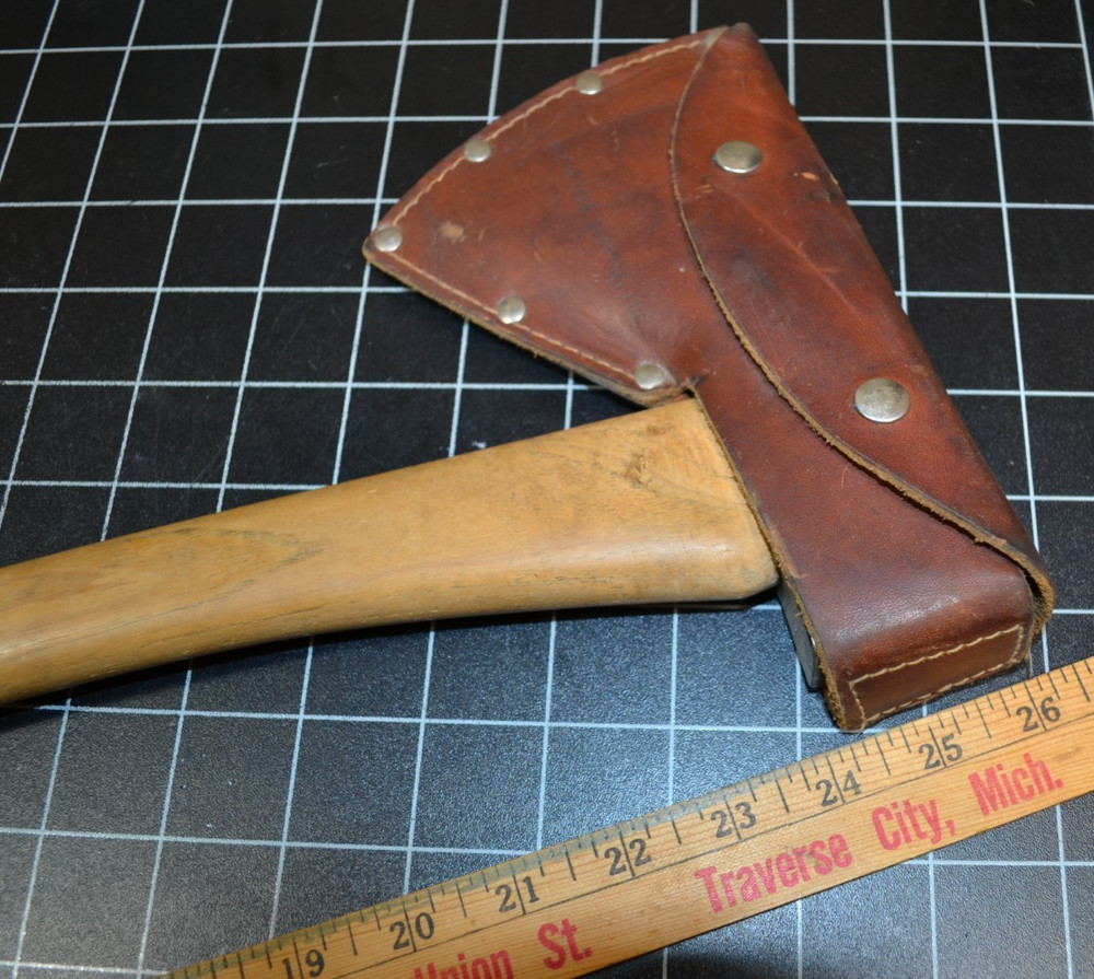 COLLINS CRUISER AXE WITH ORIGINAL SHEATH - ORIGINAL HANDLE - SADDLE AXE