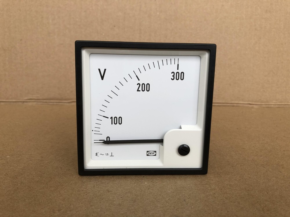 DEIF EQ96X VOLTMETER 564642 RANGE 300