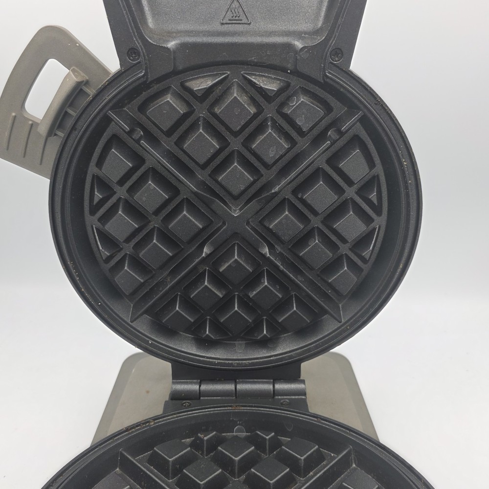 Cuisinart Waffle Maker VWM-200PC1 Vertical Belgian Tested