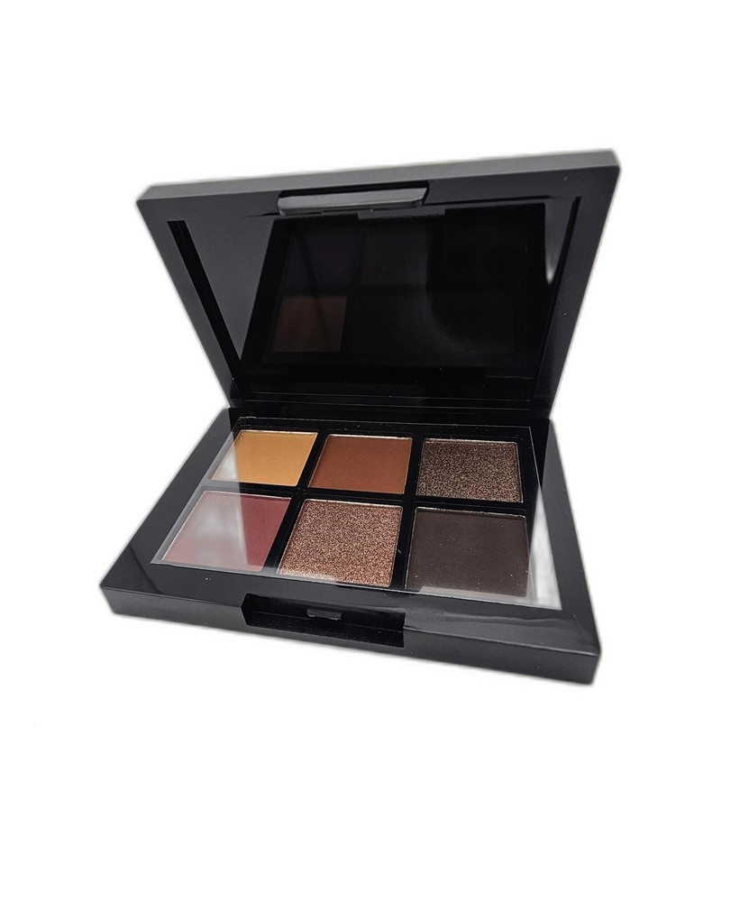 Beauty Vaulte Black Cosmetic Palette Case